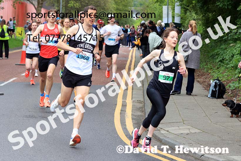 Gateshead Half Marathon and 10k, 2024 Gateshead Marathon, Half Marathon and 10k, Gateshead Stadium.  Photo: David T. Hewitson/Sports for All Pics